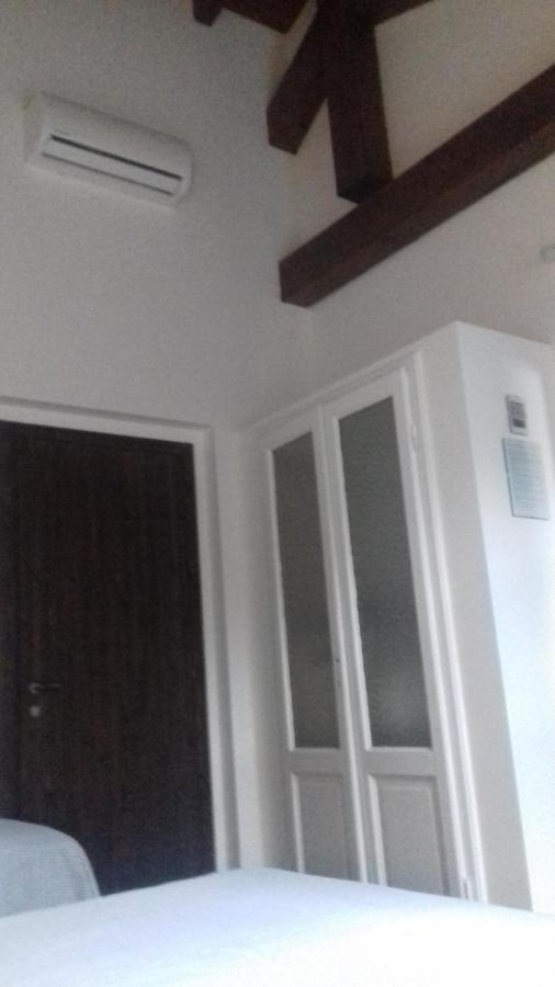 B&B Cascina La Cinciallegra Oggiono Екстер'єр фото